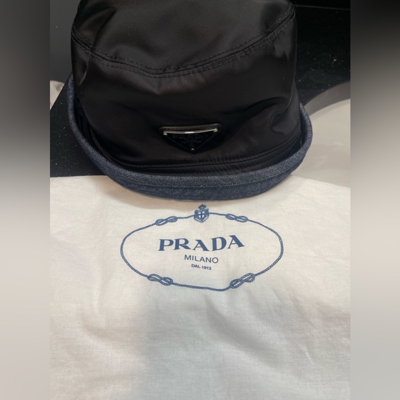 AUTHENTIC PRADA BUCKET HAT sz Small - Picture 2 of 6